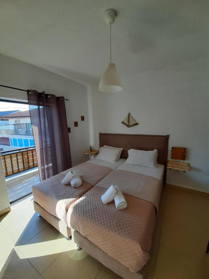 Mariza Apartments -Studios ハニオティス エクステリア 写真